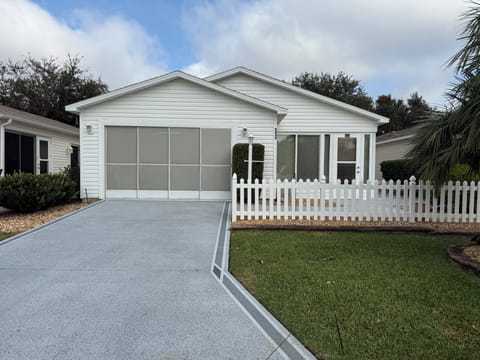 Front of home located near shopping and Sumter Square