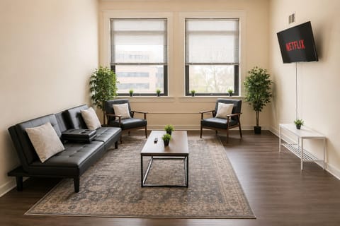 Early check-in, late check-out, or extension? Ask us. Subject to availability.