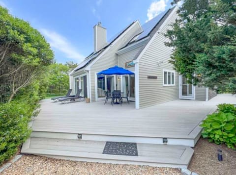 Front deck