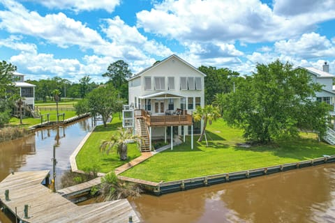 Pass Christian Vacation Rental | 4BR | 3.5BA | 2,110 Sq Ft