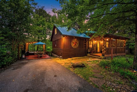 Honeycomb Hollow at night