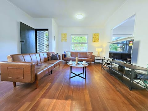 01 living room