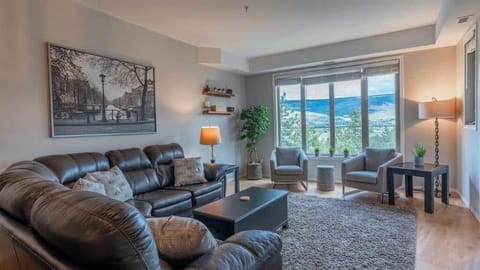 2306 Living Area