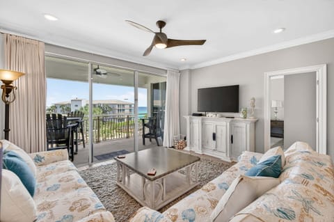 High Pointe Resort 3-443 - Seacrest - Living Room