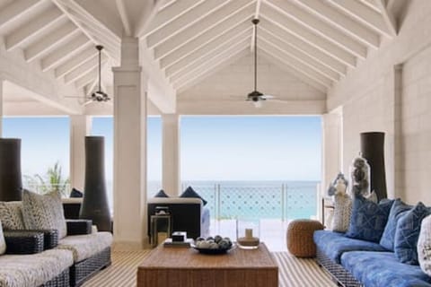 Stunning penthouse location with views out to sea.