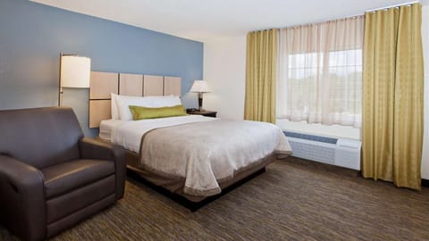 Bedroom. Interior and views may vary based on location and availability