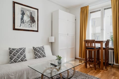 Experience effortless city living in this smartly designed studio, where every corner is optimized for comfort in the very heart of Helsinki.