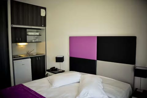 Bedroom. Interior and views may vary based on location and availability.