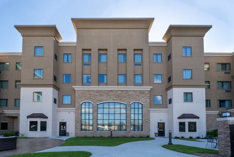 Capture the charm of this inviting entrance, welcoming you to unwind in style.