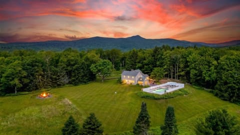 Welcome to your perfect getaway! Breathtaking mountain views, your own private pool, and endless open grounds to make your own