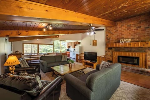Open concept upper level, full kitchen, TV, dining room