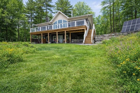 Welcome to Nuthatch Landing