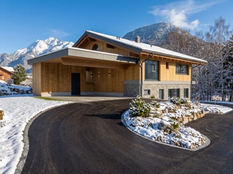 Holiday Home Exterior [winter]