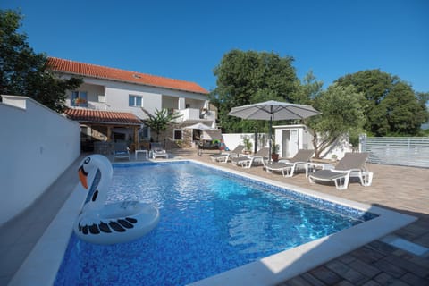 Private Pool
