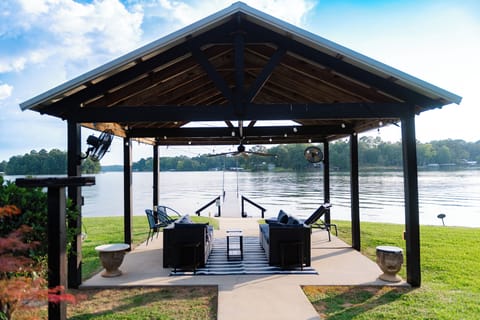 Pergola has 180 views of the lake with two fans 