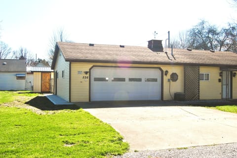 Front entrance and driveway. 
