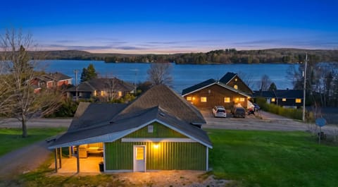 Exterior Oasis: Embrace serene views and vibrant foliage from your charming retreat!