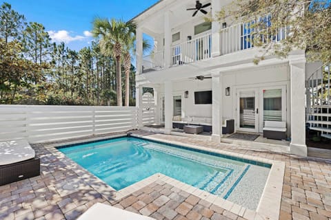 Private pool 
