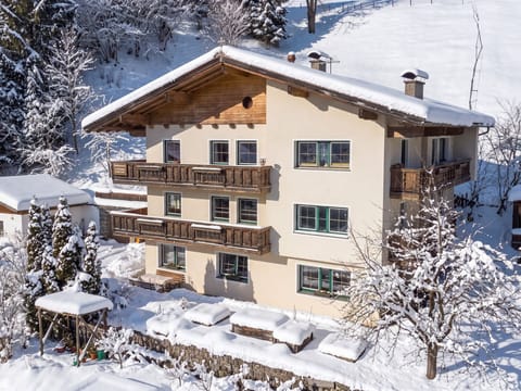 Holiday Home Exterior [winter]