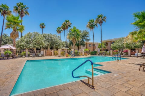Phoenix Vacation Rental | 1BR | 1BA | 990 Sq Ft