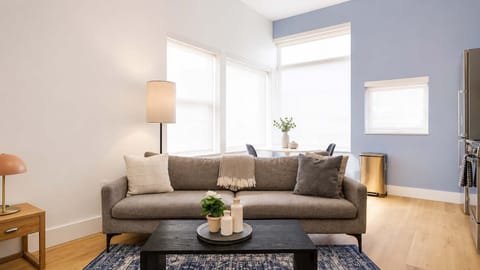 Roami at Studio 135 - Deluxe Studio