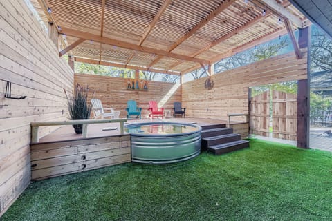 Cowboy Pool with Deck for Main & Guest House Rental Combined