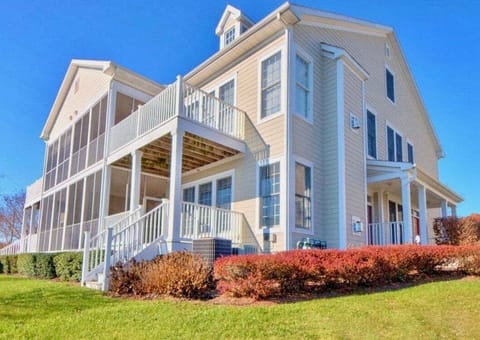 Bethany Beach  Bear Trap Dune Resort Home  Waterfront  w 3BR and 2 Baths  Sleeps 9  Award Sinning Resort Community