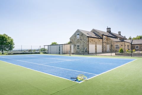 Tennis Court 