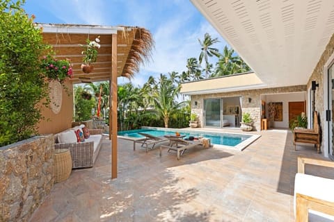 Private Pool & Balinese Sala – Koh Samui Luxury Villa Mae Nam
