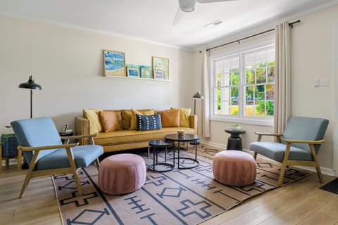 Stay Here! | Next to Shem Creek | Minutes from CHS