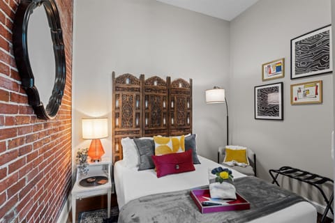Private suite with full sized mattress 