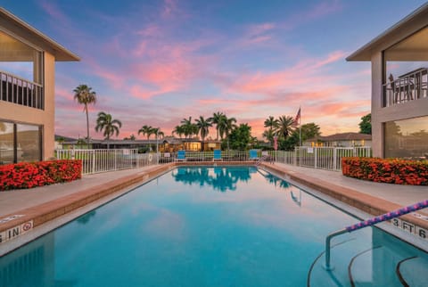 Gorgeous views from the community pool.