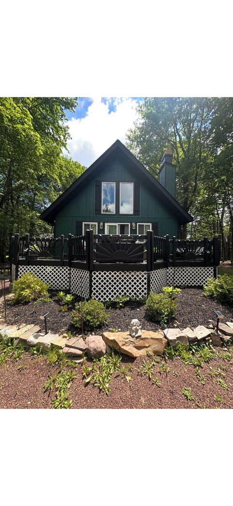 The Emerald Cabin