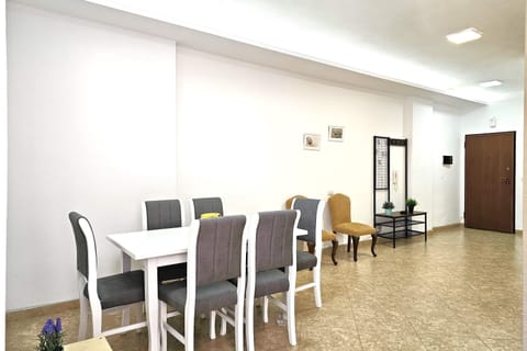 Living and dining room