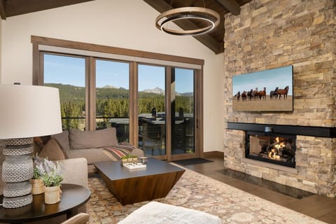 Fireplace, Indoors, Furniture, Living Room, Coffee Table