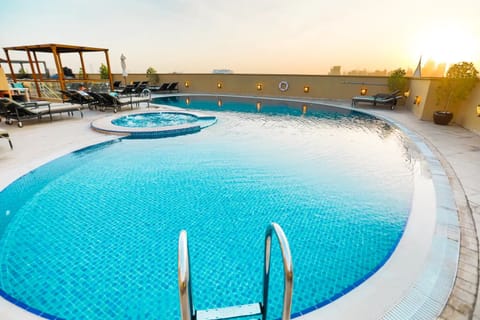Rooftop pool