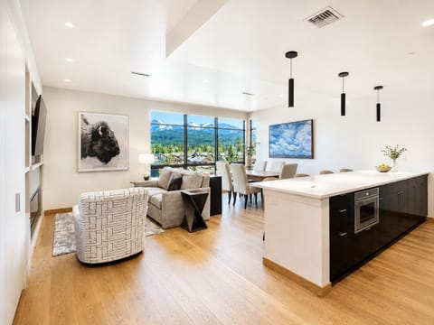 Escape to luxury at the Big Sky Buffalo Suite