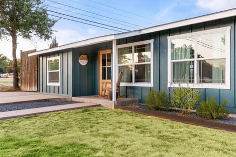 Welcome to your Fredericksburg retreat, where relaxed Hill Country charm begins the moment you arrive. Unpack, settle into the rocking chair on the porch, and let the slower pace of wine country take over.