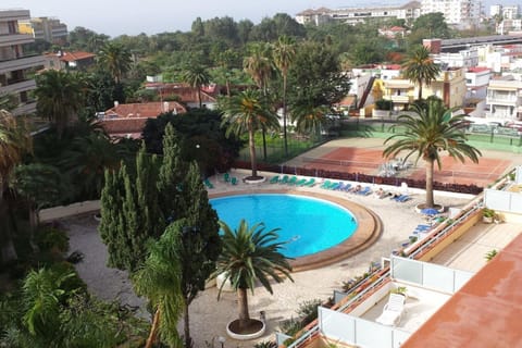 Holiday Home Swimming Pool