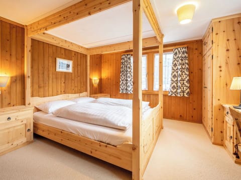 Interior Design, Wood, Bedroom, Furniture, Bed, Ceiling, Floor, Lighting, Flooring, Room