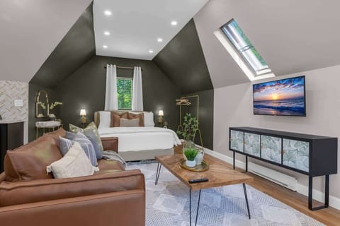 Comfortable, cozy open concept living