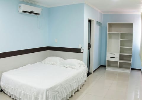 Bedroom. Interior and views may vary based on location and availability.