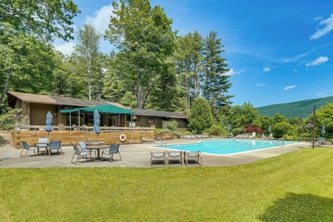 Manchester Center Vacation Rental | 3BR | 2.5BA | 2,150 Sq Ft