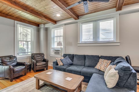 West Chester Vacation Rental | 2BR | 1.5BA | 900 Sq Ft | 3 Steps to Enter