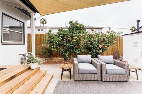 Great private outdoor Patio with gas BBQ just outside the gate. 