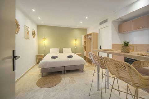 2026-03 - frgk - immeuble Meynadier - appt 2 - 01_2