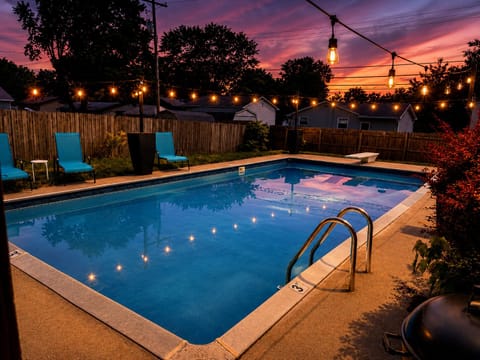 Escape to your own private heated pool right here in Gahanna