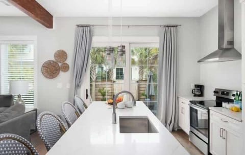Swell Villa | One of Four Private Pool Villas in The Current Collection on Folly Beach