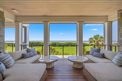 Oceanfront Covered Deck