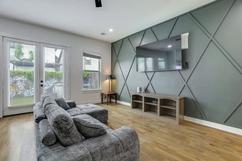 Houston Vacation Rental | 3BR | 2.5BA | 2,500 Sq Ft